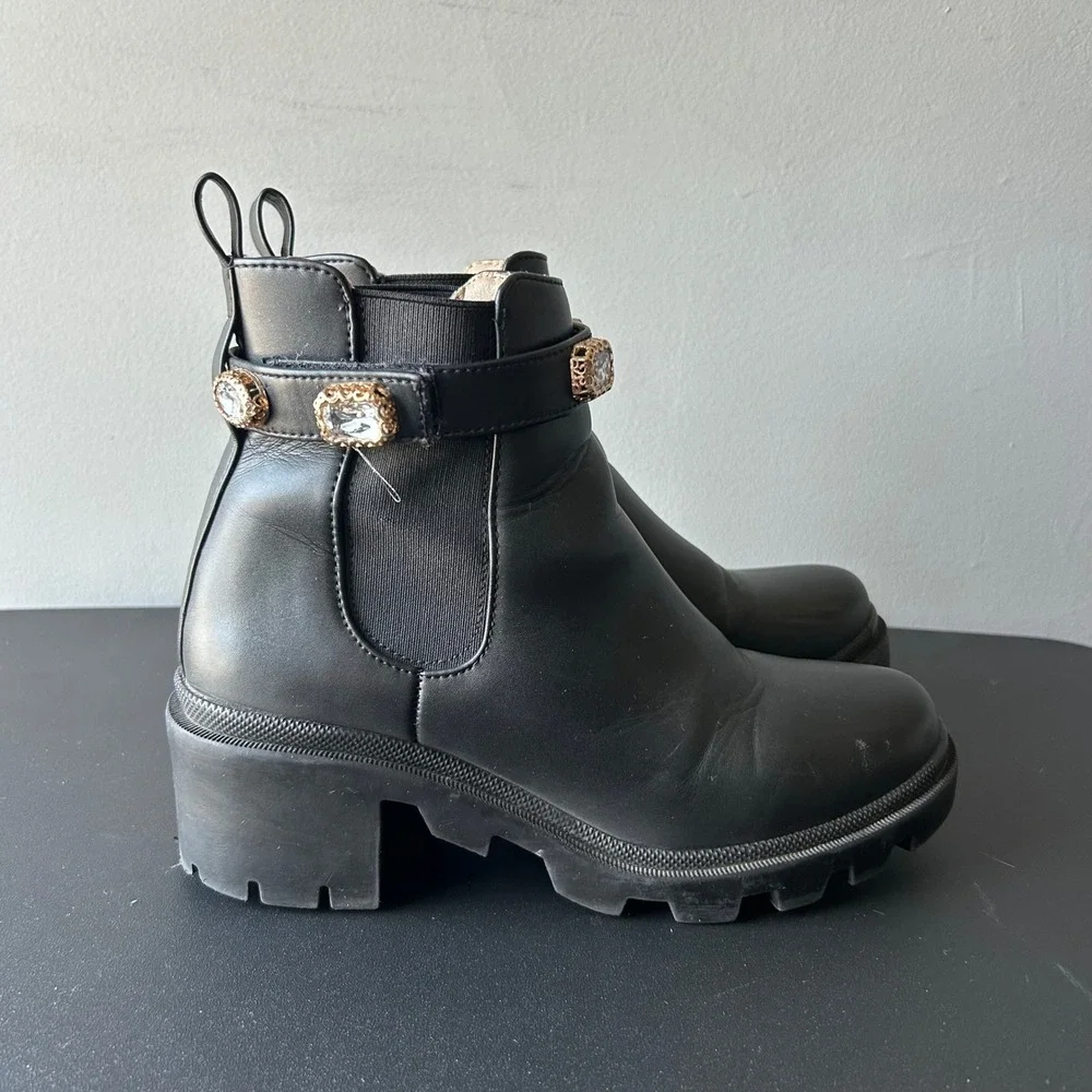 Steve Madden Amulet Black Rhinestone Embellished Lug Sole Ankle Boots AMU01S1 8M